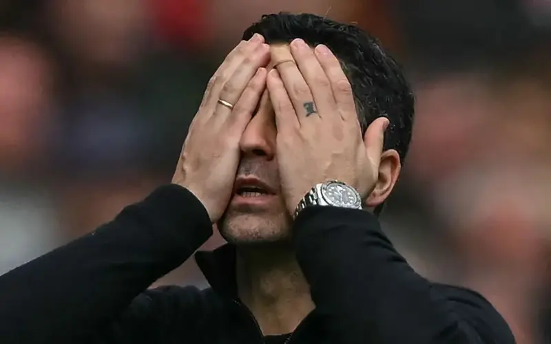 أرتيتا مهدد بالطرد من آرسنال.. وتحديد بديله